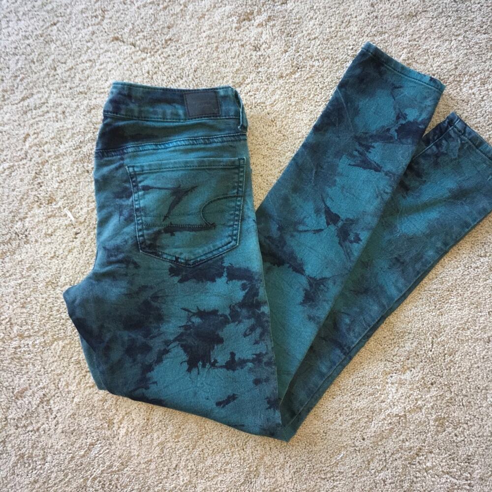 EUC American Eagle navy/teal skinny jeans Size 4